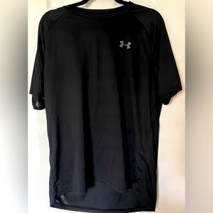 Men's Under Armour Short Sleeve Shirt- Large, Black